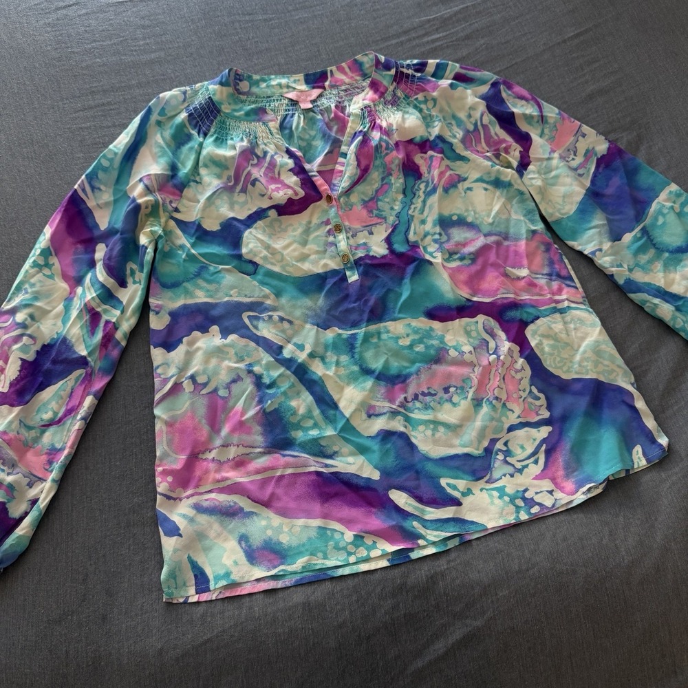 Lilly Pulitzer Top Womens SMALL Purple Opal Swell Aquainted Elsa 100% Silk Art